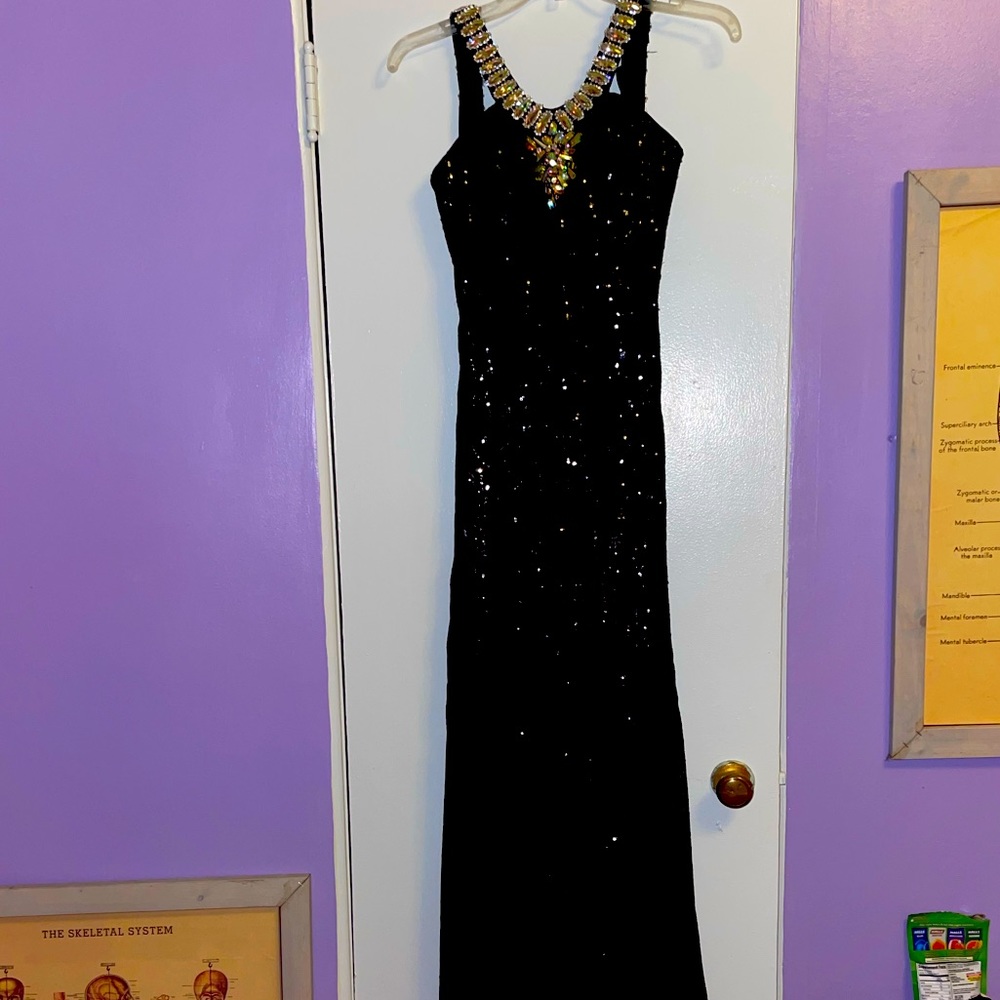 Black sparkle prom dress!